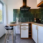 Functional Studio+ Parking Close To The Tramway
