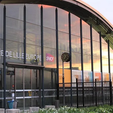 Functional Studio+ Parking Close To The Tramway *