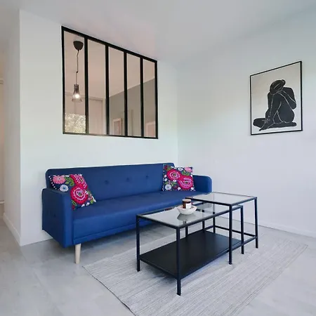 Functional Studio+ Parking Close To The Tramway *