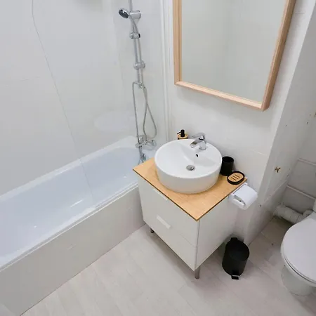 Functional Studio+ Parking Close To The Tramway *