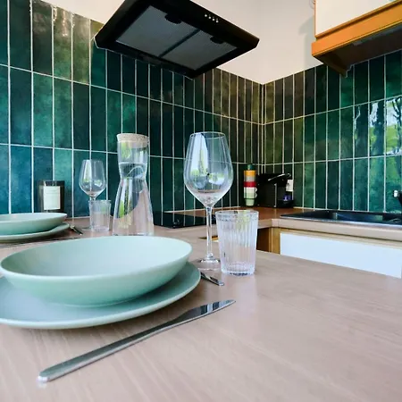 Functional Studio+ Parking Close To The Tramway アパート マルク・アン・バルール