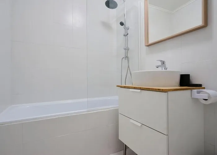 Functional Studio+ Parking Close To The Tramway