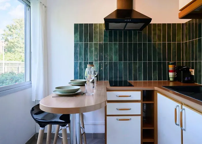 Functional Studio+ Parking Close To The Tramway