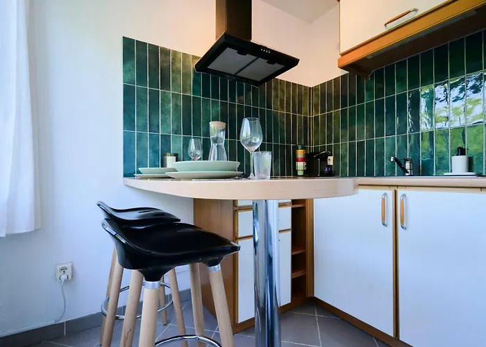 Functional Studio+ Parking Close To The Tramway Appartement